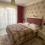 My White House Apartment