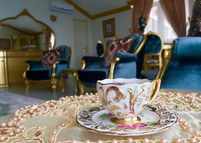 Апартаменты My White House *