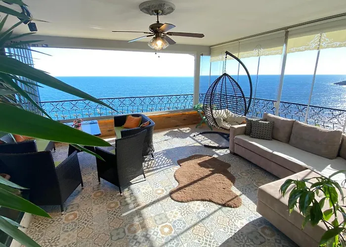 Апартаменты My White House Трабзон