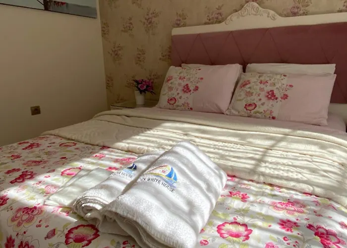 My White House Апартаменты